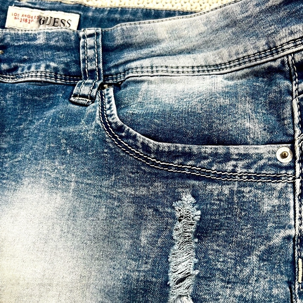 Guess Womens Distressed Denim Jean Shorts Blue Medium Wash Size 32 - Picture 4 of 13
